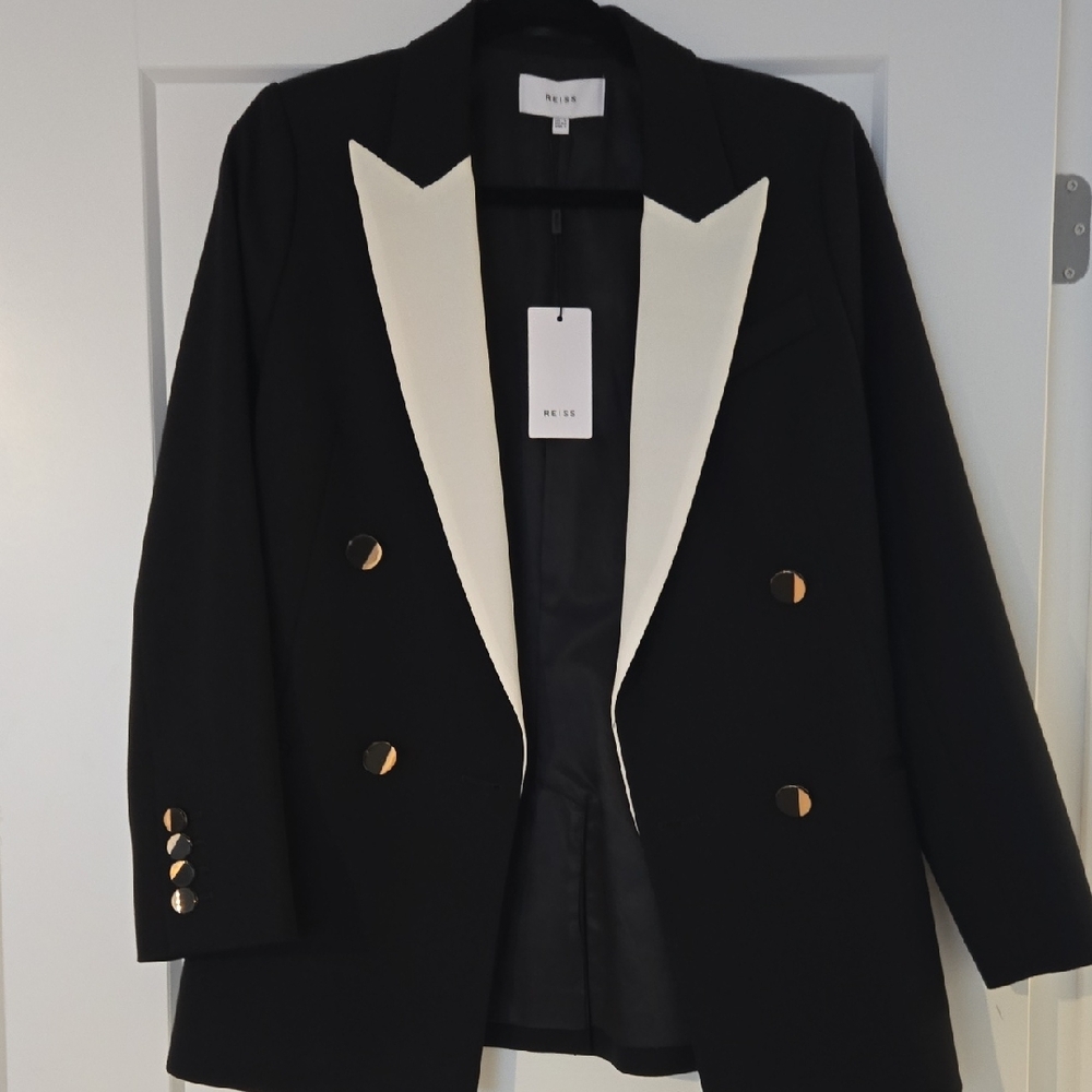 Reiss Black Blazer with White Label